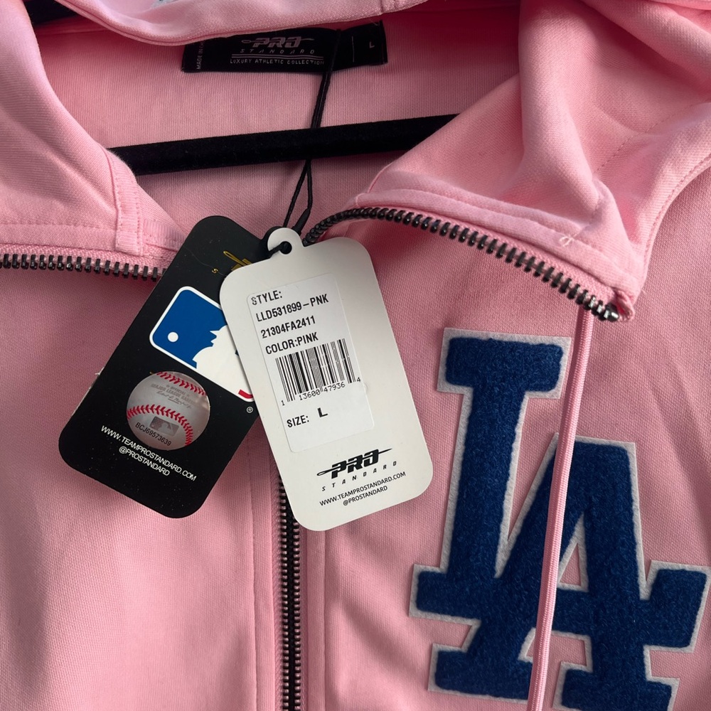 Pink Women's Los Angeles Dodgers zip up hoodie with Blue Logo - Picture 2 of 9